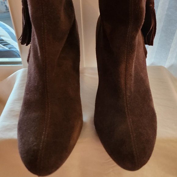 AK ANNE KLEIN iFLEX "Caroline" Brown Suede Ankle Booties With Tassel Detail, 8M - Picture 2 of 5